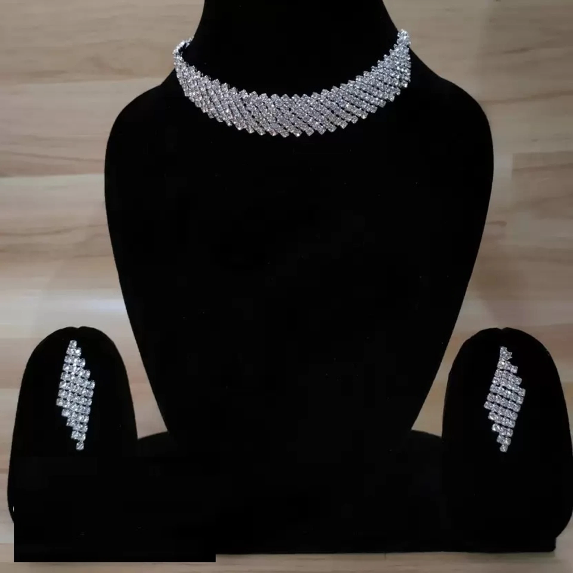 American Diamond Choker Necklace Set Wholesale American Diamond Choker Necklace Set Wholesale