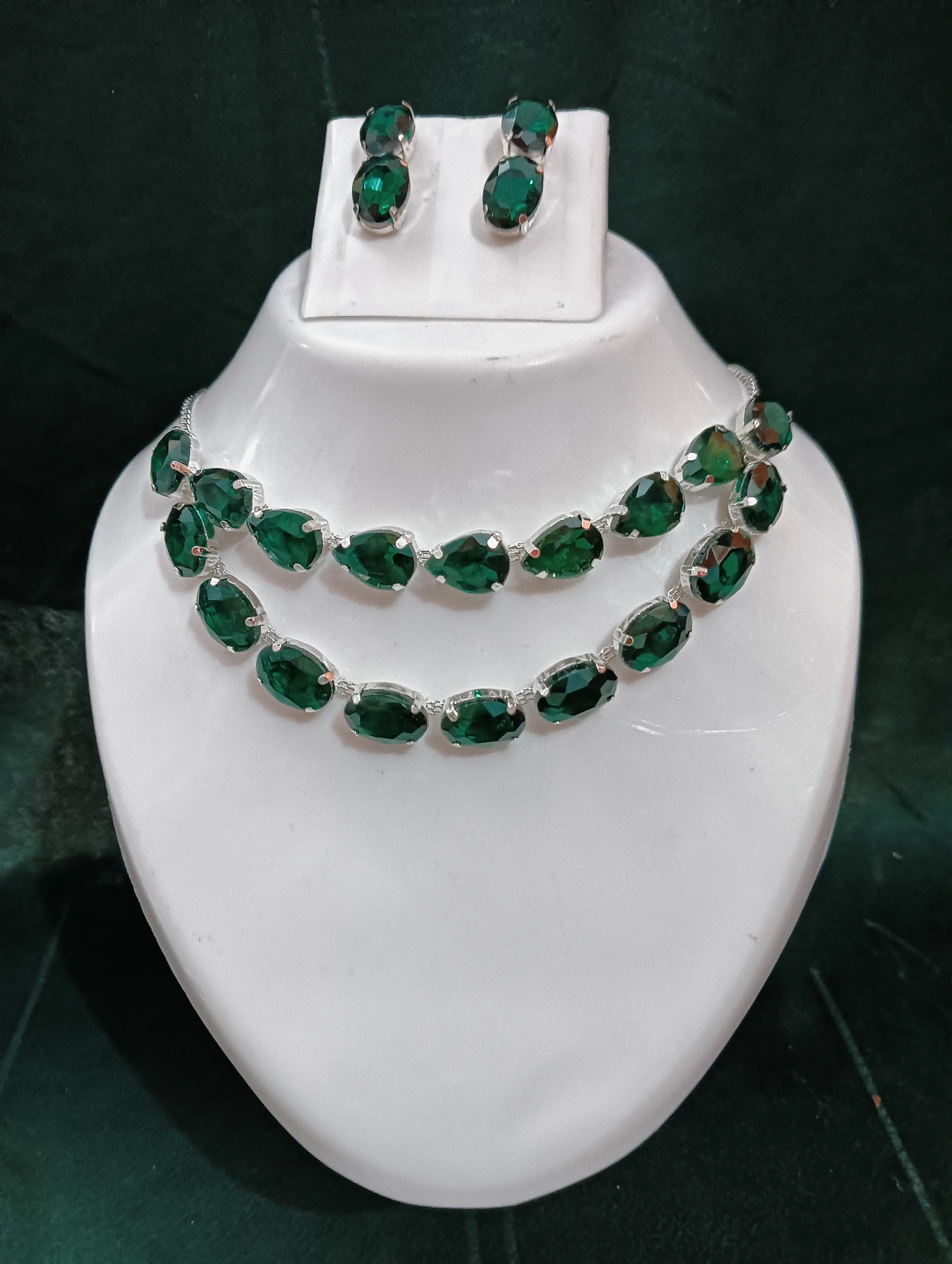 emerald green double layer necklace set with matching earrings minimal design emerald green double layer necklace set with matching earrings minimal design