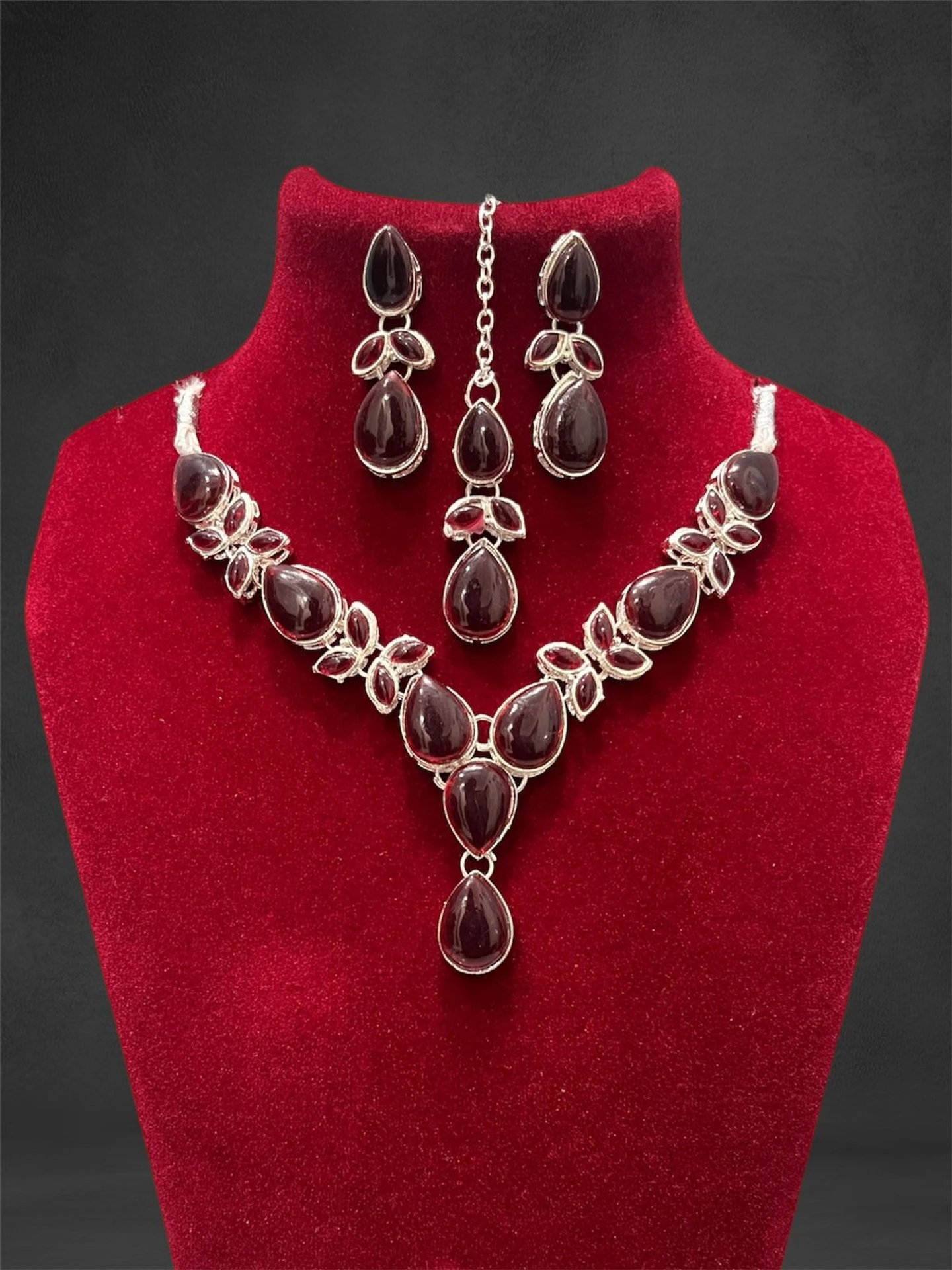 1 maroon stone necklace set with earrings and maang tikka bridal wholesale jewellery